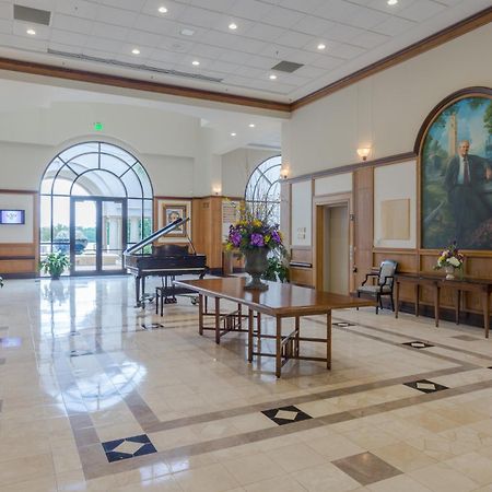 The Cook Hotel And Conference Center At Lsu Baton Rouge Bagian luar foto